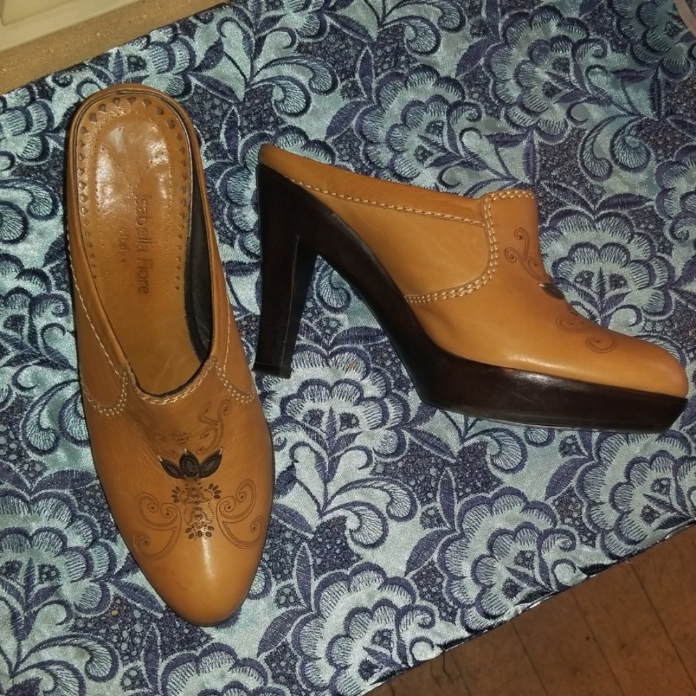Isabella Fiore leather mule clog Italy